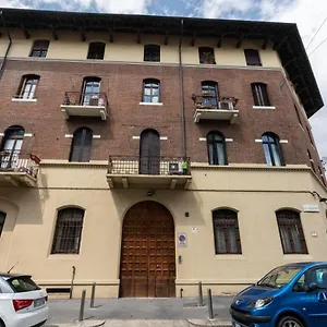 https://harmony-navigli-apartment.italymilanhotels.net