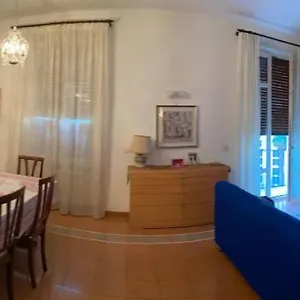 https://home-toledo-355.hotels-amalfi.com