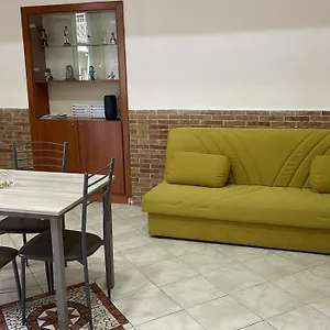 https://casa-emilia-naples.hotels-amalfi.com
