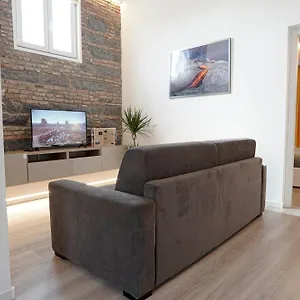 https://domus-25-tiny-suite.catania-hotels.net