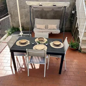 https://virgy-green-house.it-romehotels.com