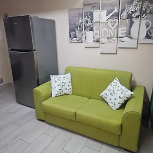 https://il-cortiletto-95122.catania-hotels.net